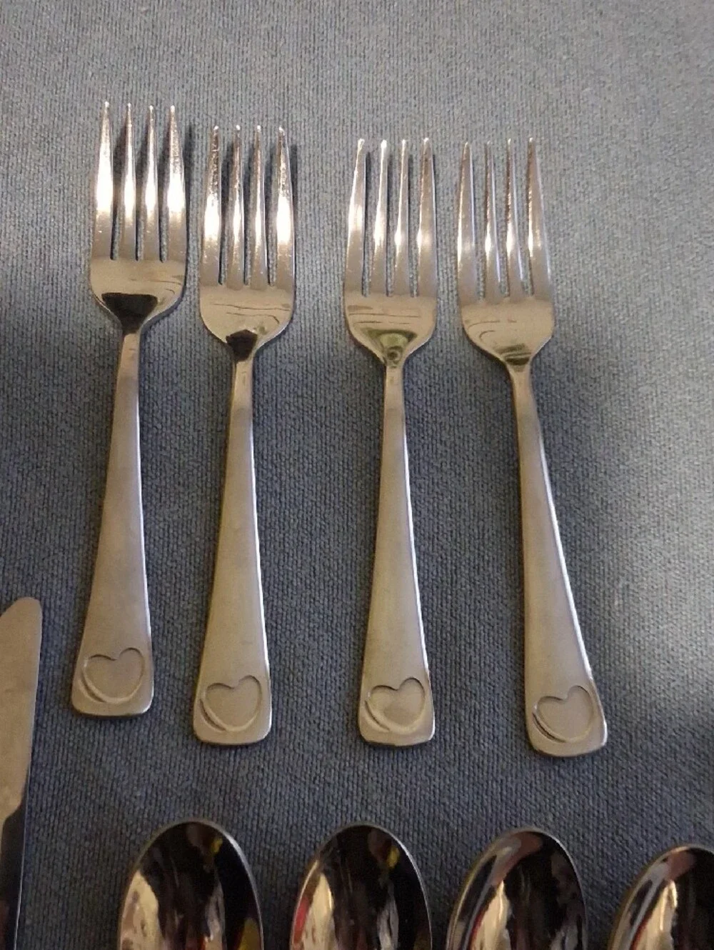 Oneida Little One Heart-Accent Flatware Set - Silver Tone